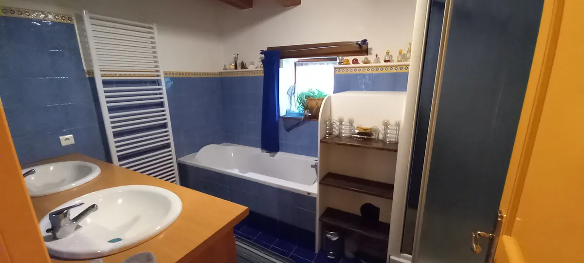 Maison de village avec piscine