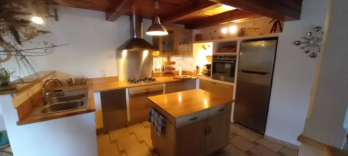 Maison de village avec piscine