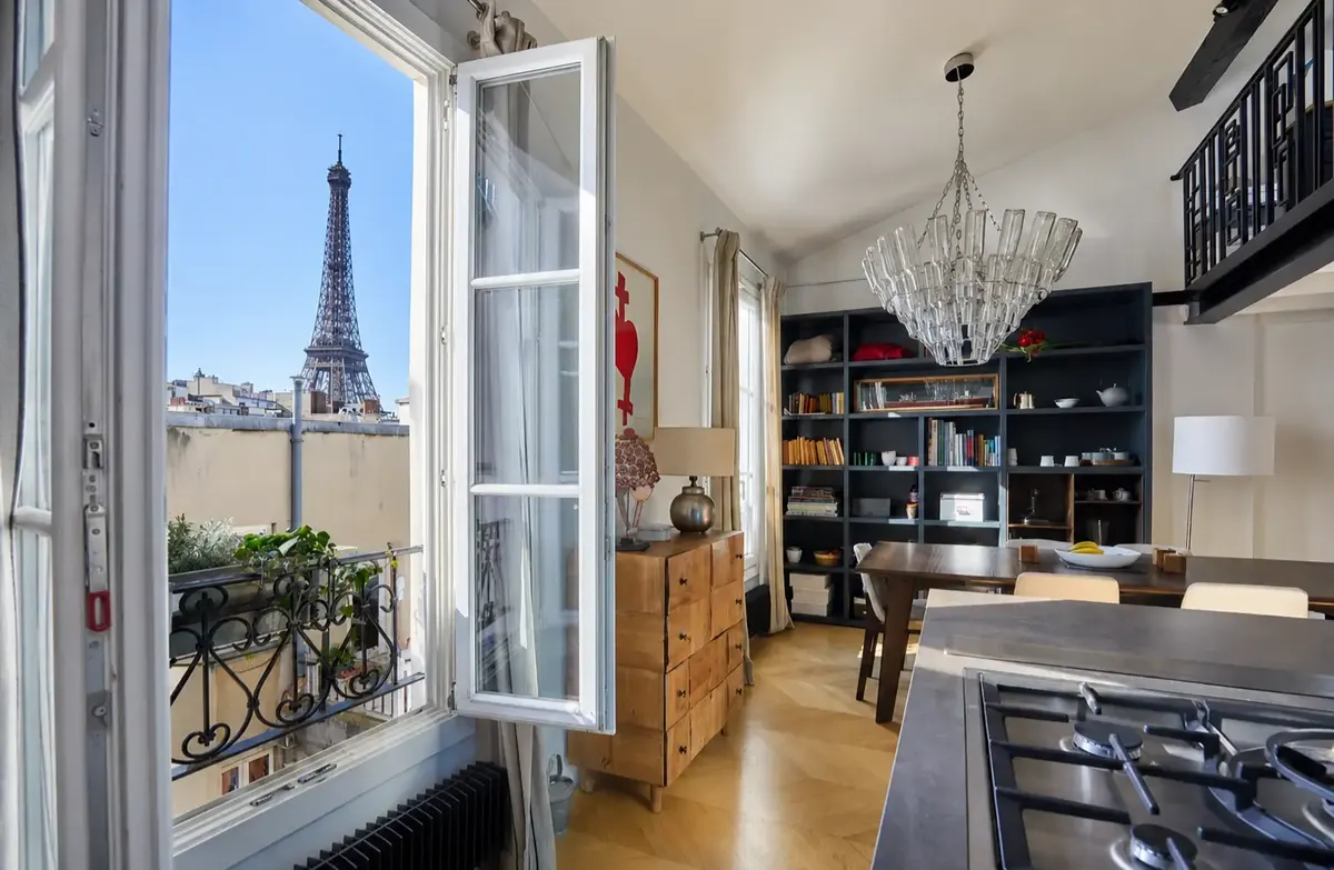 Appartement 2 pièces avec vue Tour Eiffel - Paris 15ème