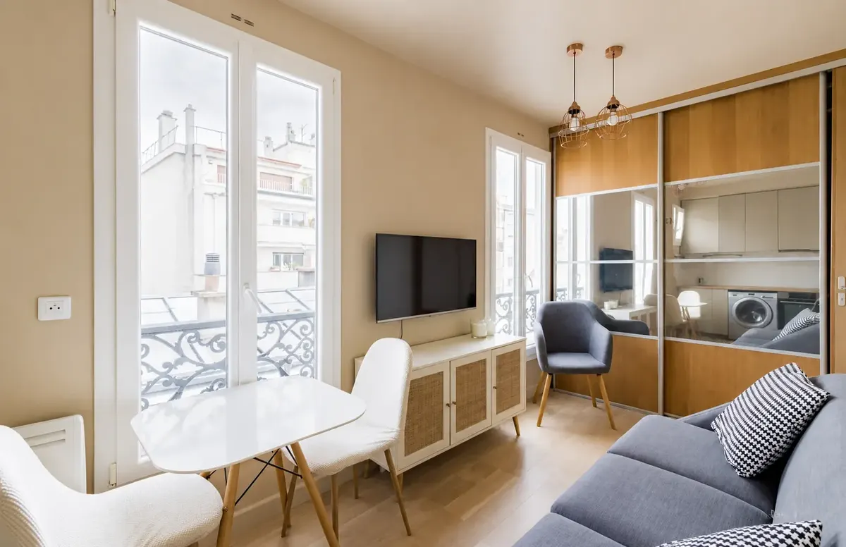 Appartement 2 pièces avec vue Tour Eiffel - Paris 15ème