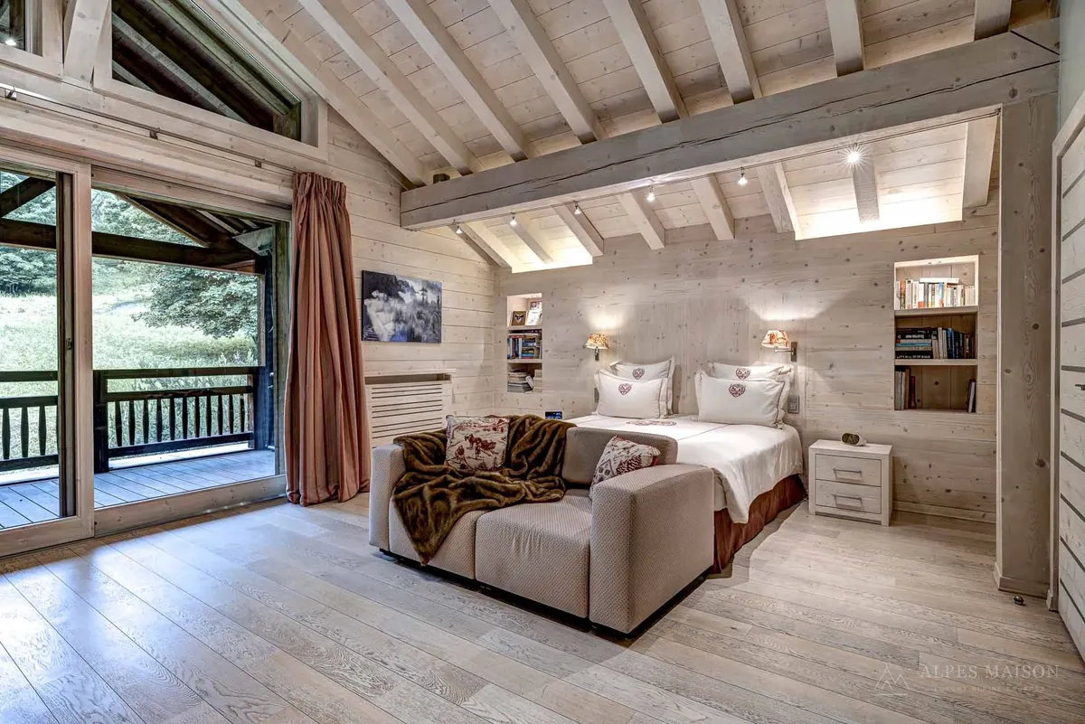 Les Allues Alpine Sanctuary — Alpes Maison