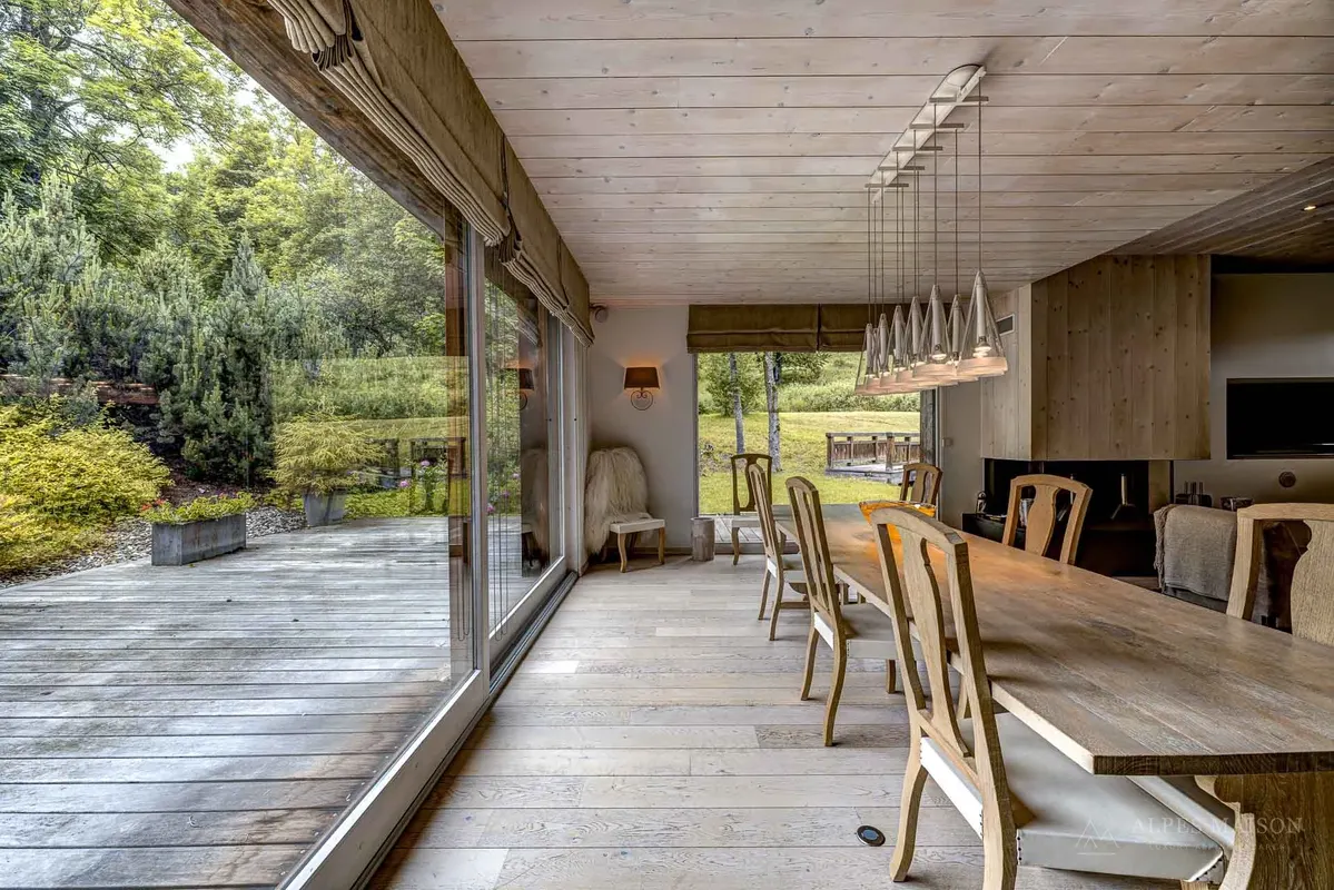 Les Allues Alpine Sanctuary — Alpes Maison